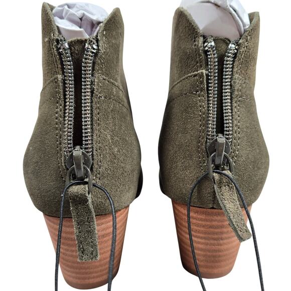 Violet &‎ Red Olive Cupid Bootie Stacked Block Heel 6 NWT - Picture 8 of 12